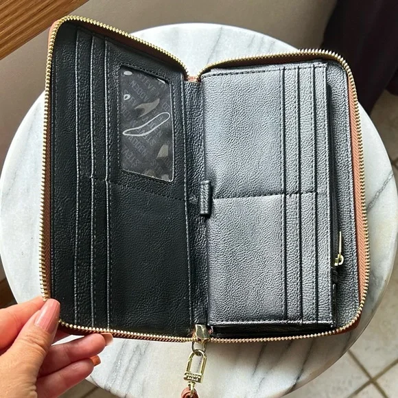Steve Madden Brown round zipper wallet - Picture 3 of 6